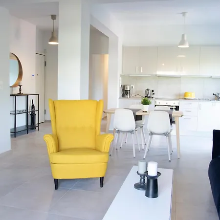 Sea Side Retreat 2 Bed Apartment Афины Экстерьер фото