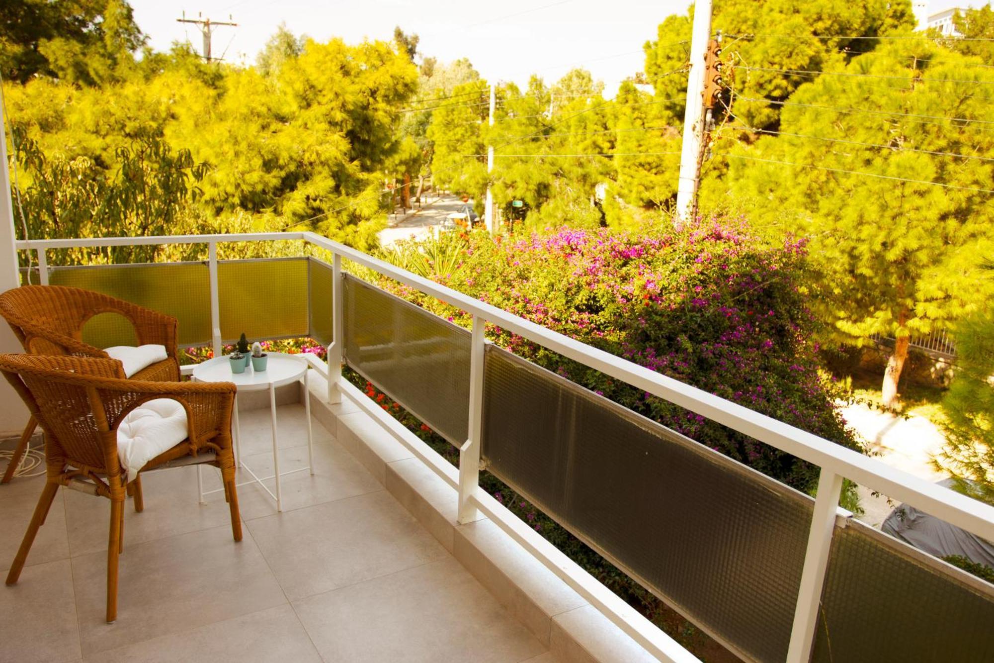 Sea Side Retreat 2 Bed Apartment